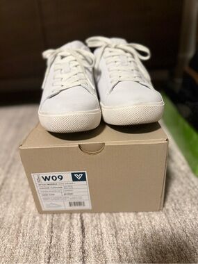 Vessi White Women’s SoHo Low-Top Sneakers